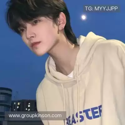 葛昀